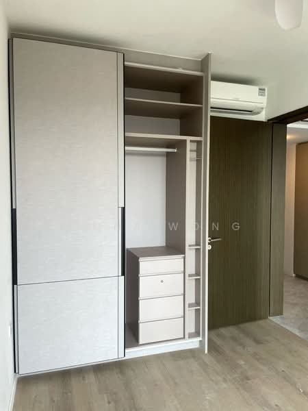 6 Clementi Avenue 1 photo 3