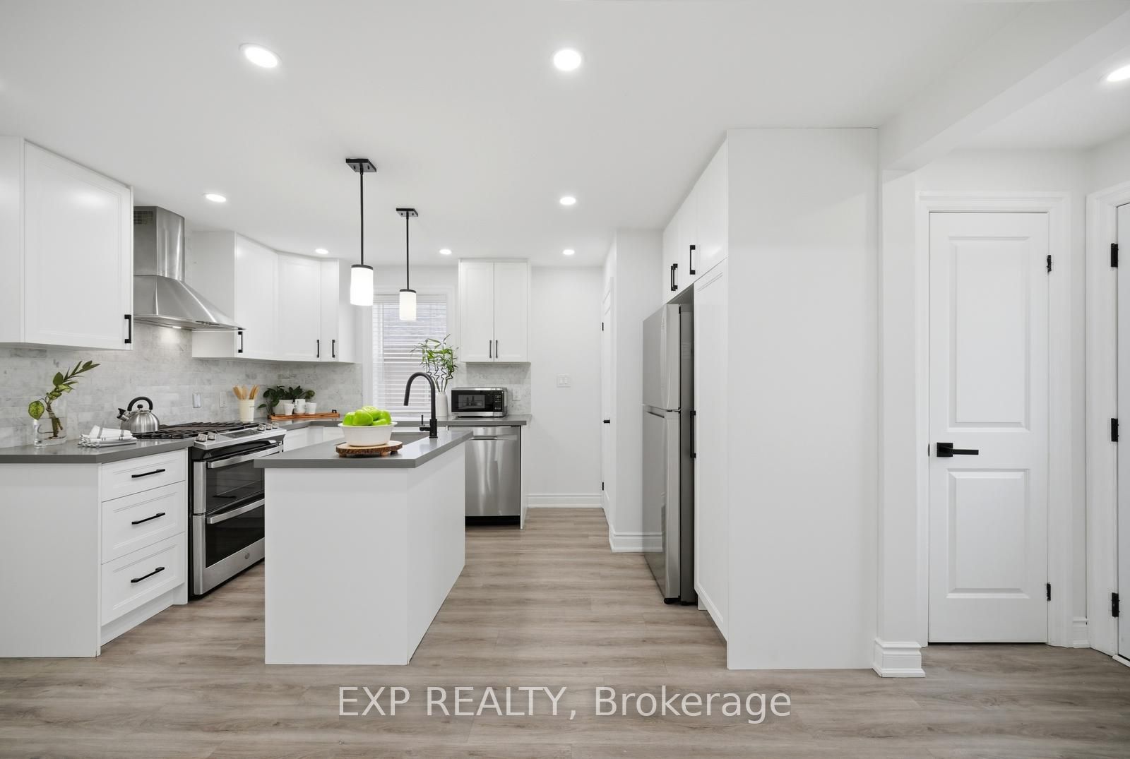 Additional image 5 of 355 Culford Road, Toronto, ON, M6L 2V8