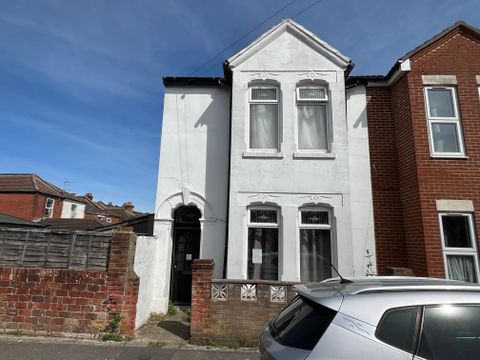 Livingstone Road, Southampton SO14