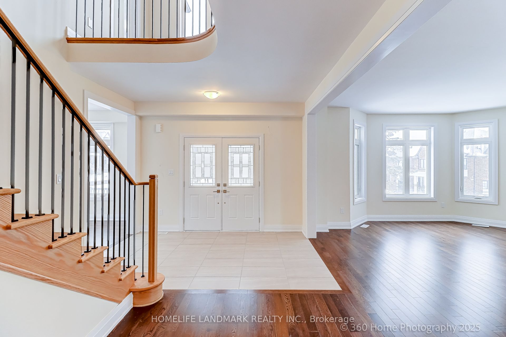 Additional image 4 of 8 Mapleton Street, Richmond Hill, ON, L4E 1N1