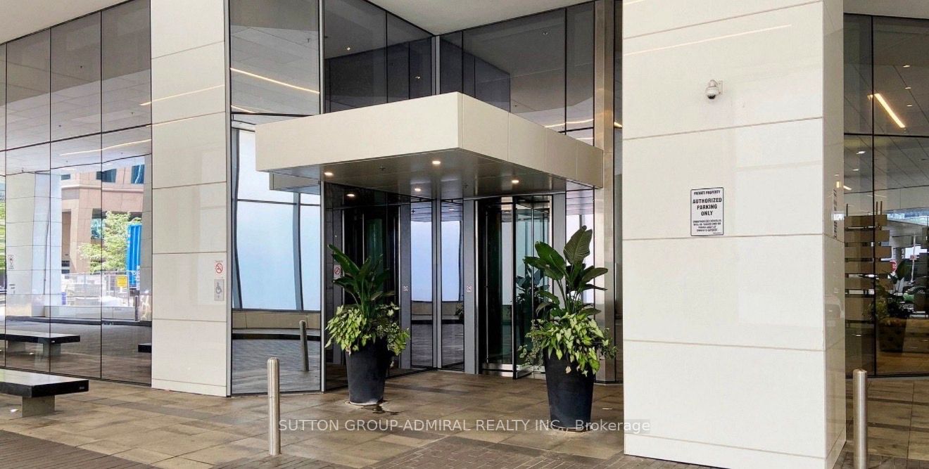 1011-100 Harbour Street, Toronto, ON, M5J 0B5