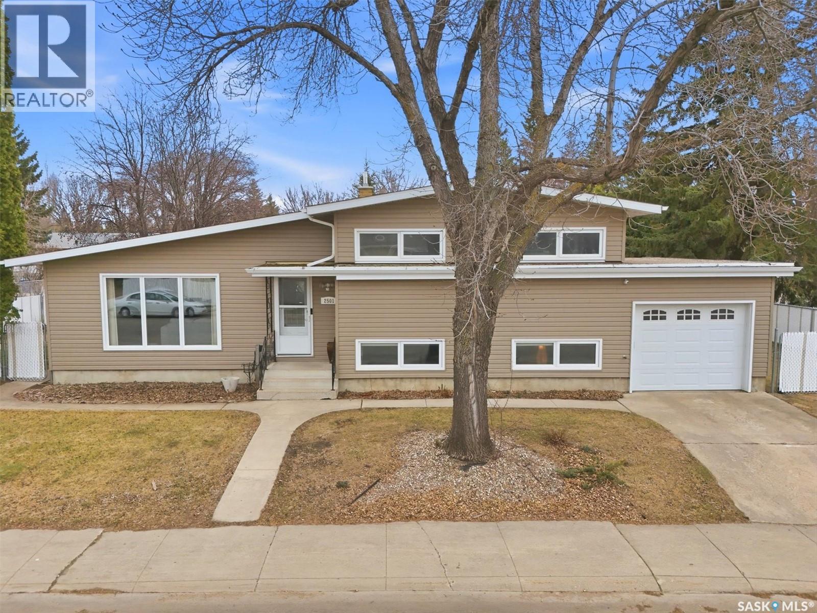 2501 Arlington Avenue, Saskatoon, SK, S7J2J3