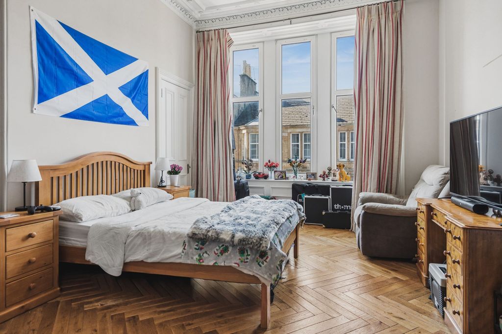 Additional image 11 of 4 bed flat for sale10 Roxburgh Street, Dowanhill G12