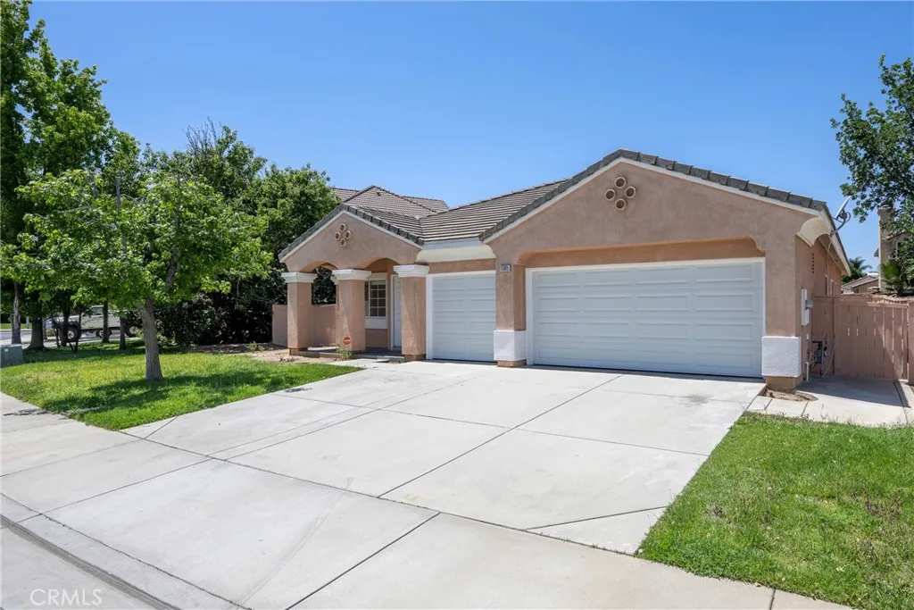 Additional image 3 of 15605 Jacara Ln, Moreno Valley, CA 92551
