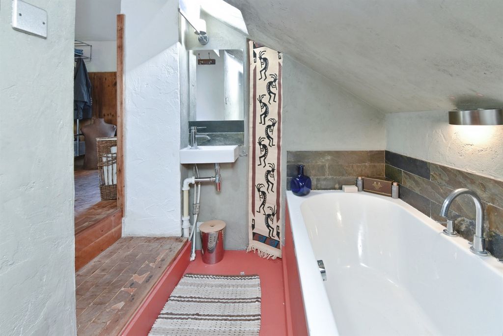 Additional image 17 of 2 bed barn conversion for saleLanes End Hill, Rodden, Frome BA11