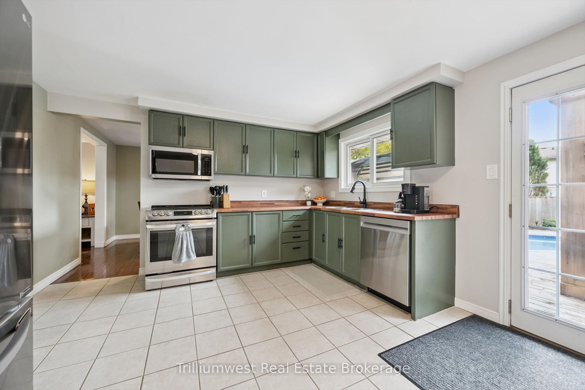 Additional image 6 of 625 Pine Island Crescent, Waterloo, ON, N2V 1T3
