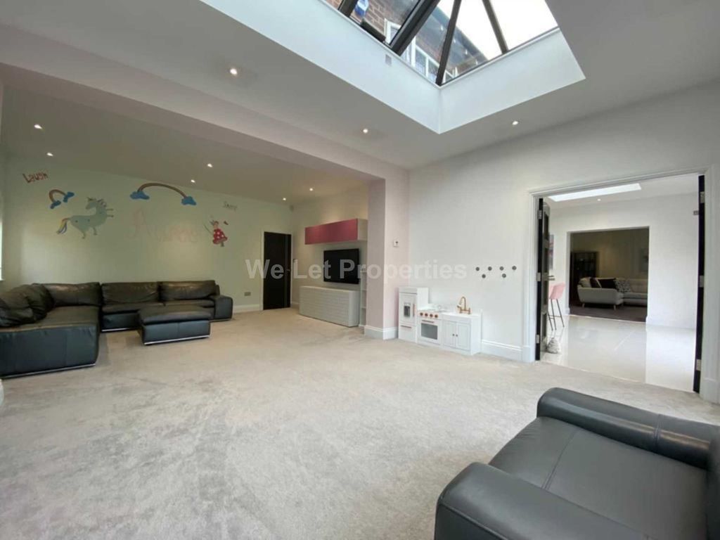 Additional image 7 of 7 bed detached house to rentSt Michaels Avenue, Bramhall SK7