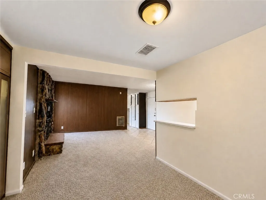 Additional image 3 of 325 N Sanders Street, Ridgecrest, CA 93555