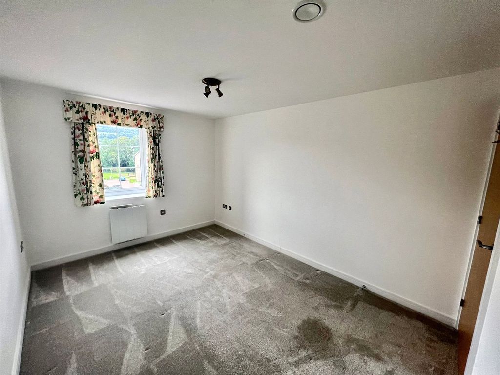 Additional image 6 of 2 bed flat to rentMill Way, Otley, West Yorkshire LS21