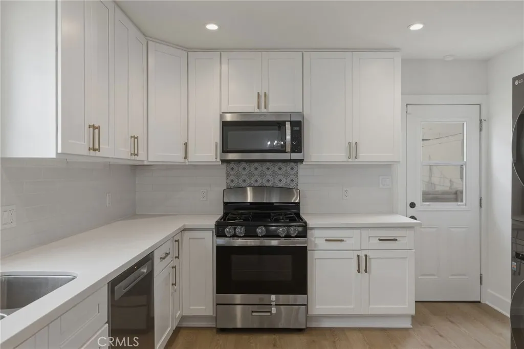Additional image 38 of 826 Oro Ter, San Pedro, CA 90731