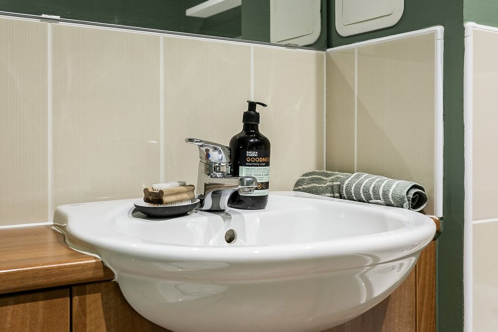 Additional image 20 of 2 bed flat for saleSouth Chesters Gardens, Bonnyrigg EH19