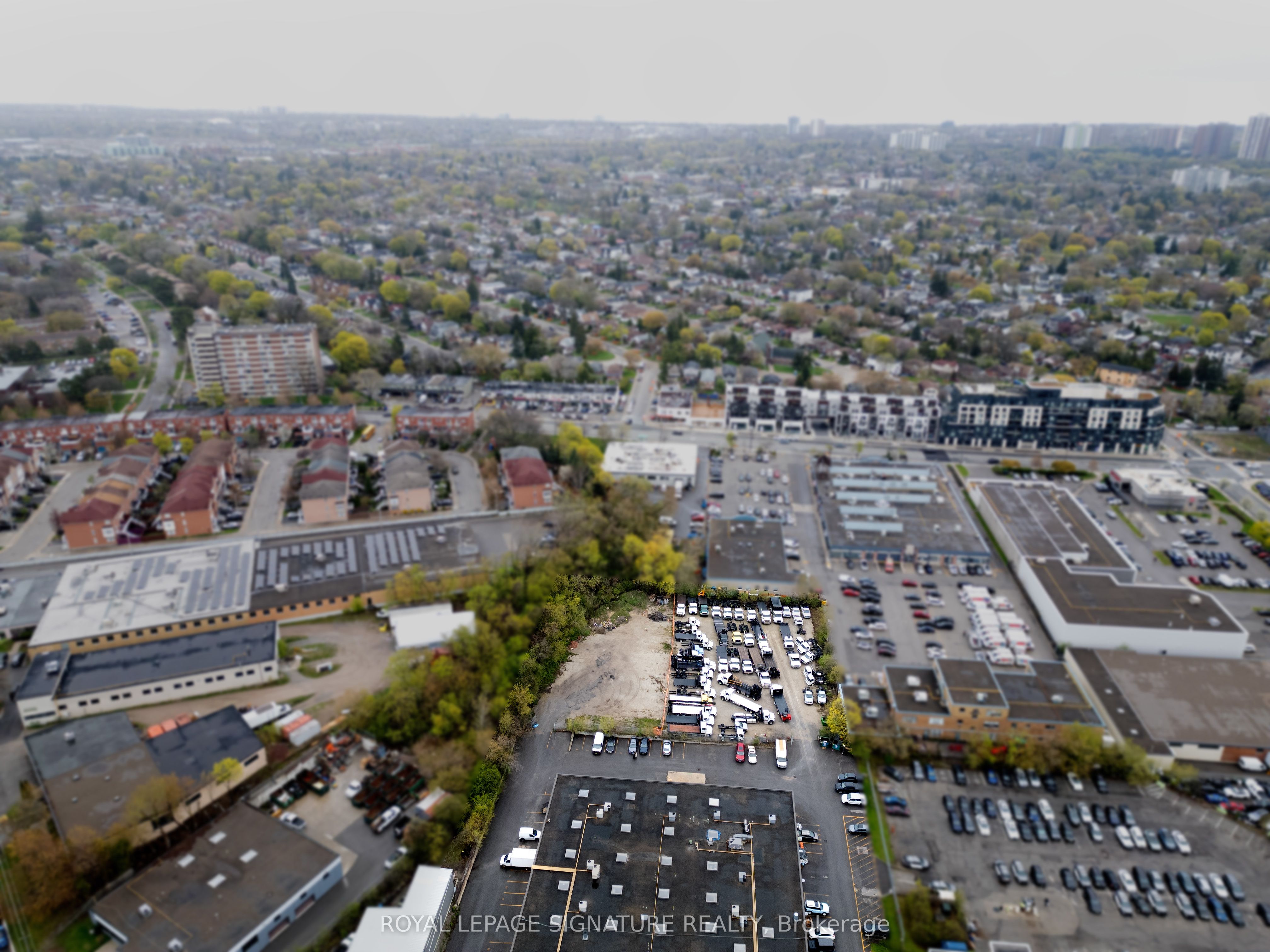 Additional image 3 of 49 Cranfield Road, Toronto, ON, M4B 3H3