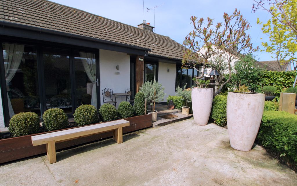 2 bed bungalow for saleTudor Grove, Kinmel Bay LL18