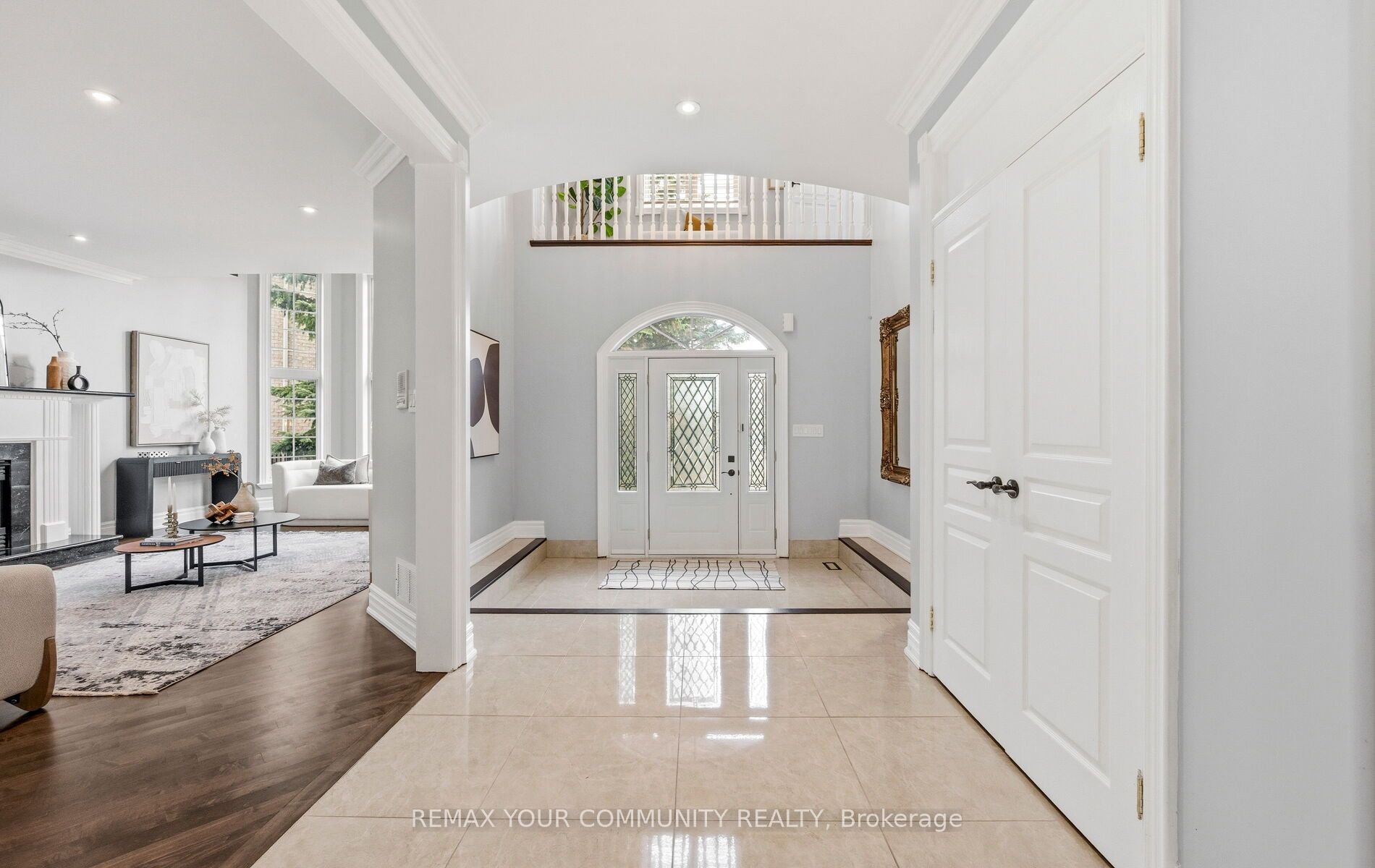 Additional image 3 of 213 Willis Drive, Aurora, ON, L4G 7M2