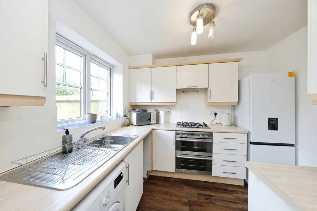 Additional image 7 of 3 bed semi-detached house for saleFisher Close, Sutton-In-Ashfield NG17