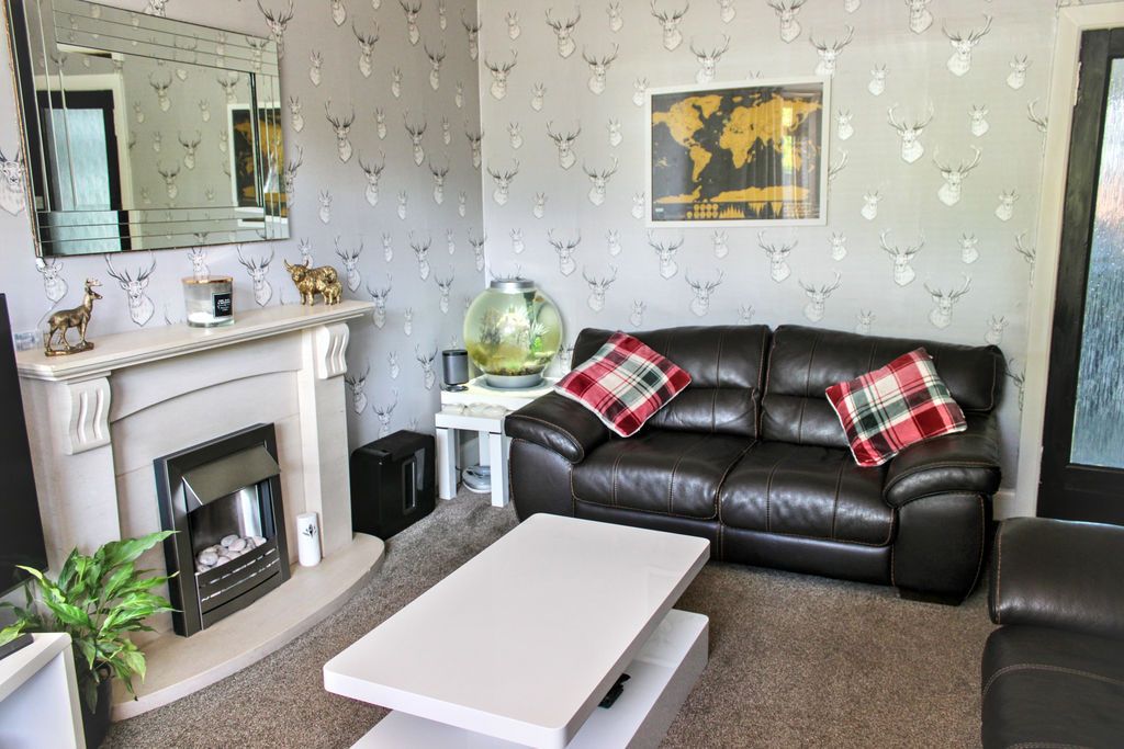 Additional image 3 of 2 bed flat for salePark Place, Alloa FK10