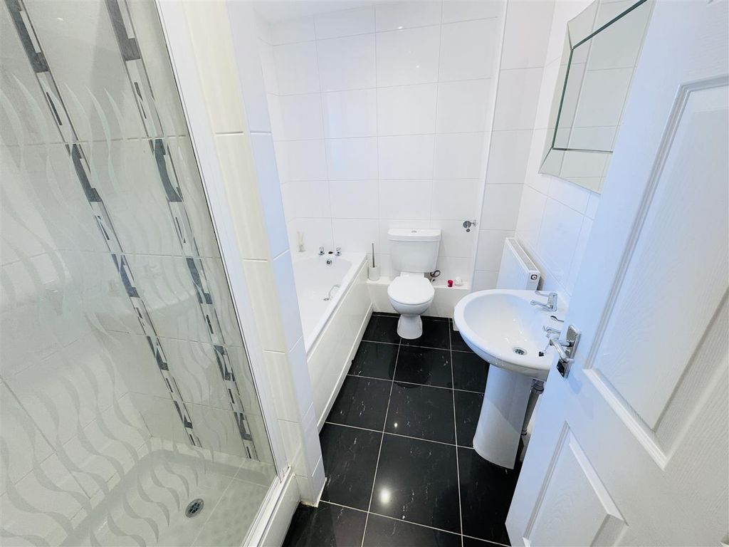 Additional image 14 of 2 bed flat to rentSandpiper House, Fleet Avenue, Hartlepool TS24