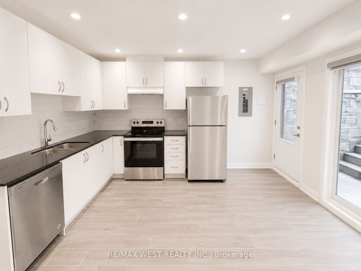 Additional image 4 of Basement-431 Concord Avenue, Toronto, ON, M6H 2P9