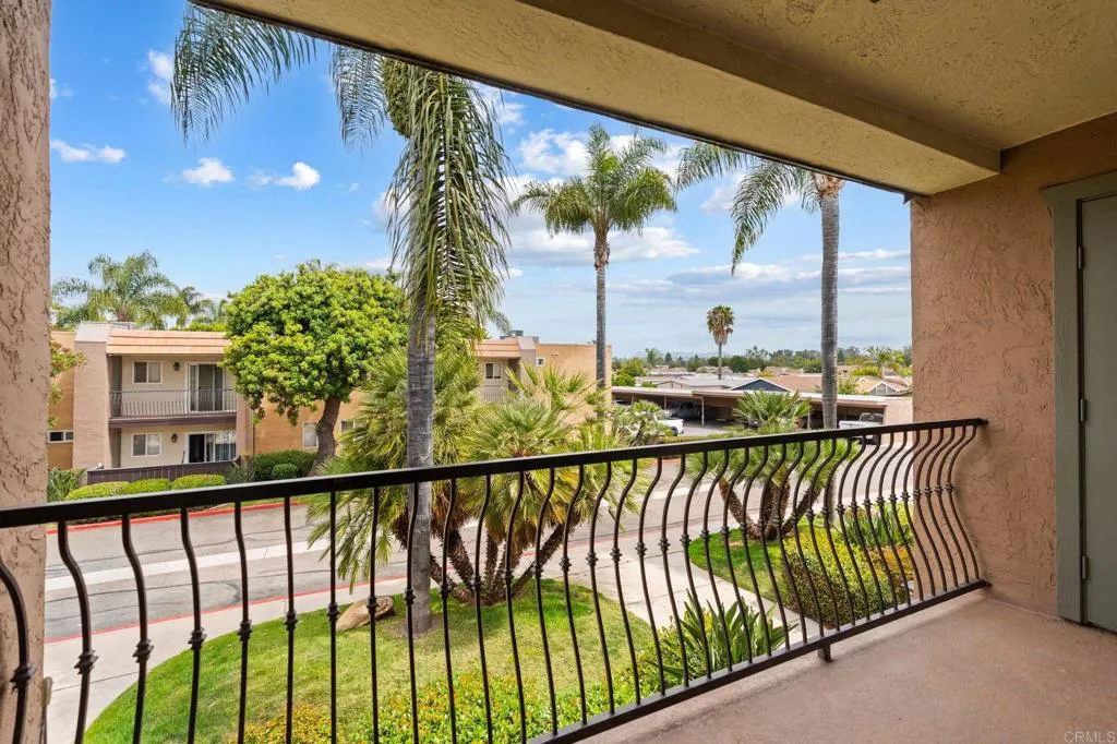 Additional image 17 of 155 Avenida Descanso Unit 202, Oceanside, CA 92057