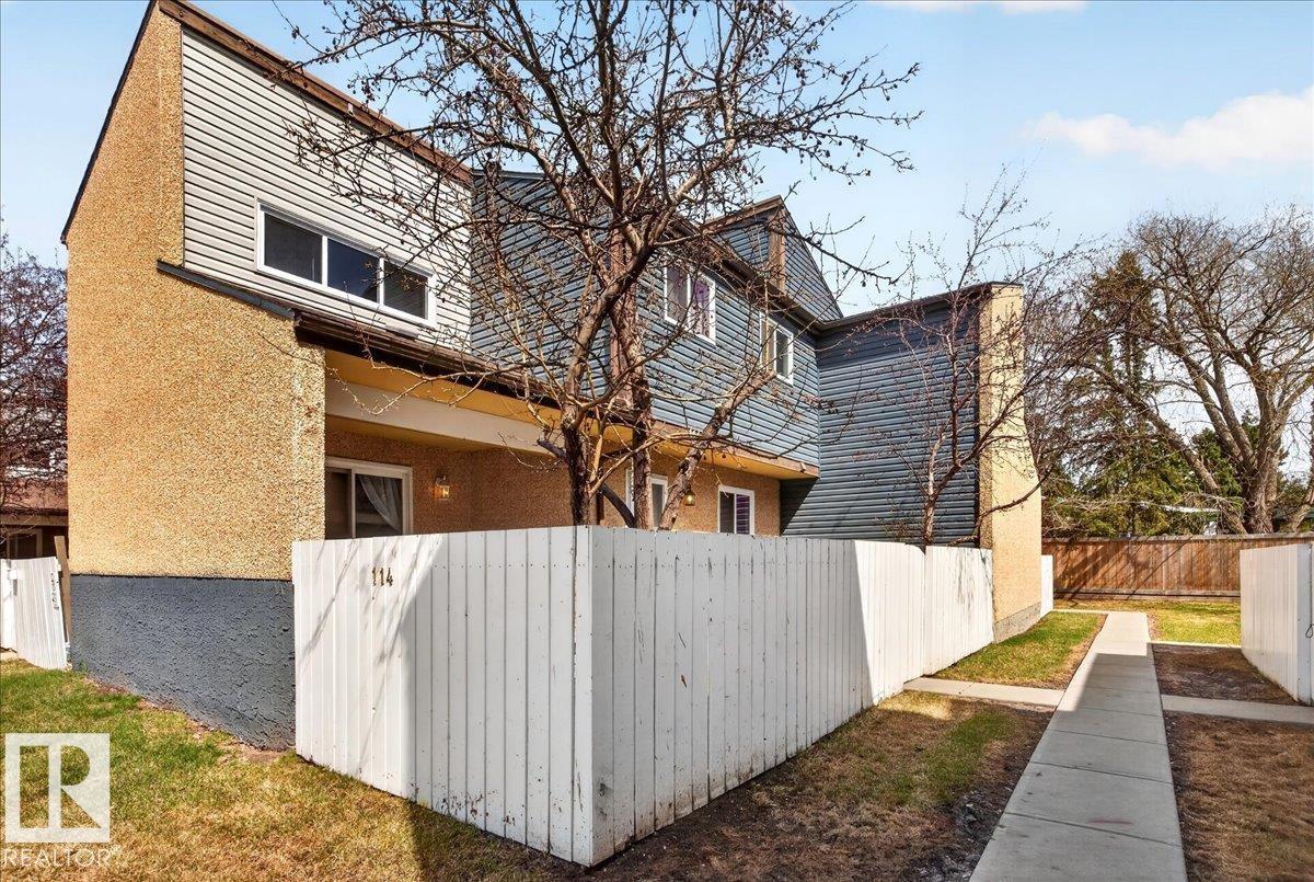 114 Kaskitayo Court NW, Edmonton, AB, T6J3T3