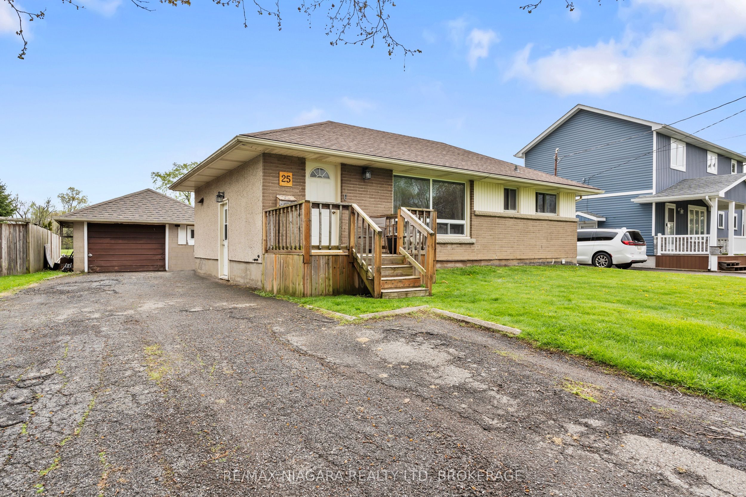 Additional image 2 of 25 Bosnich Avenue, Welland, ON, L3C 2W6