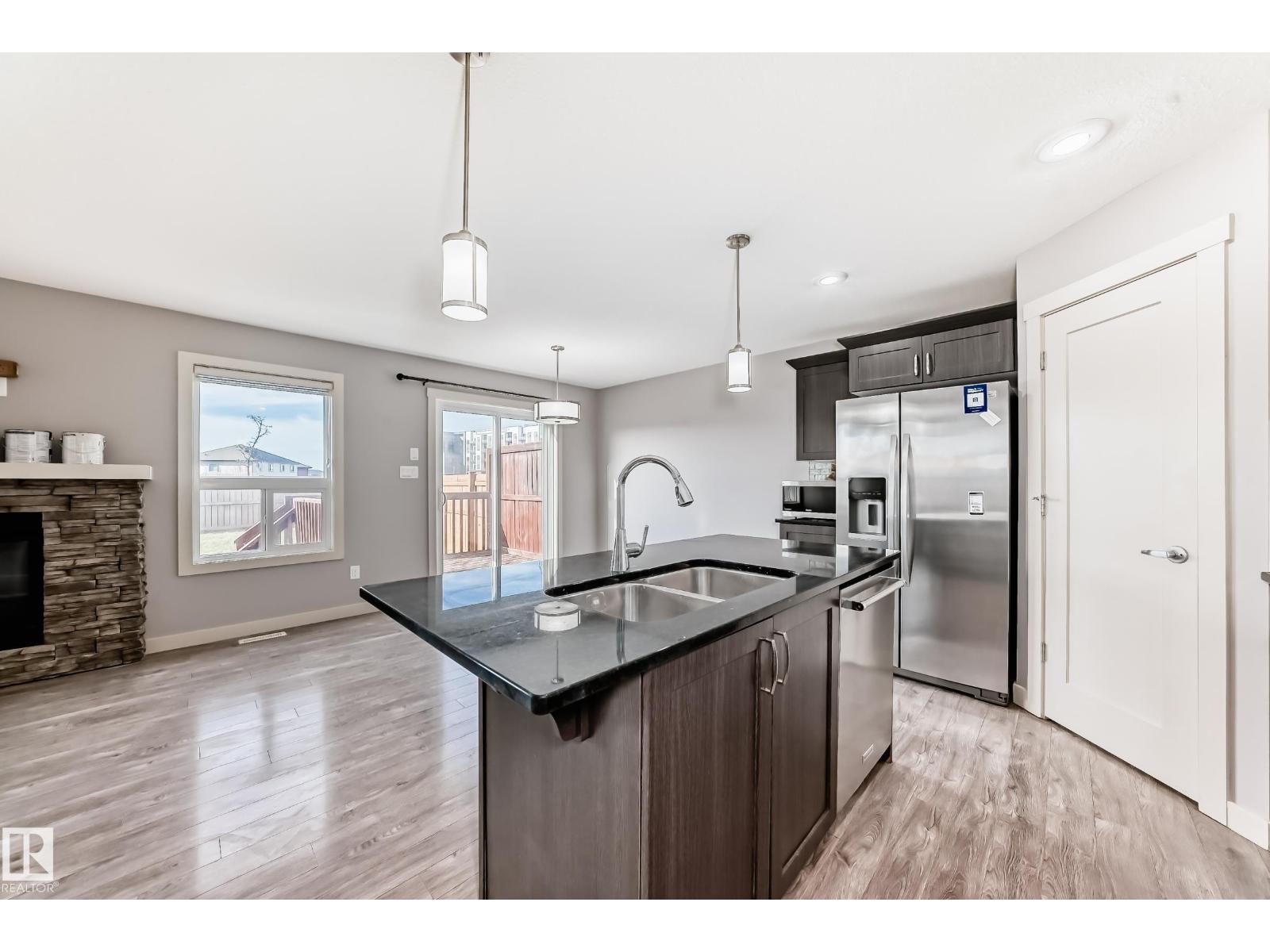 Additional image 3 of 1669 Hammond Crescent NW, Edmonton, AB, T6M0N3