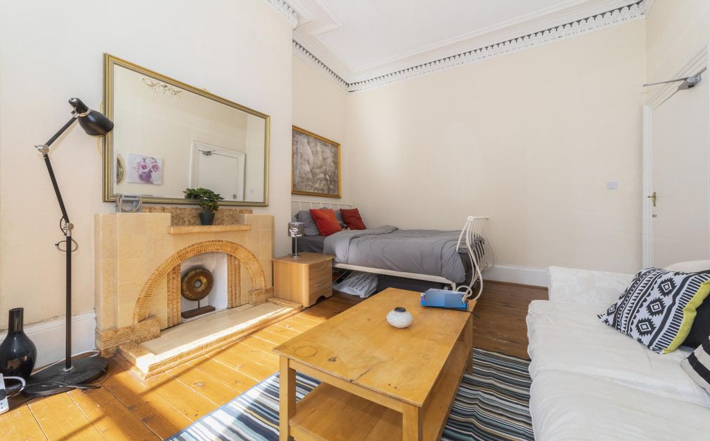 Additional image 7 of 8 bed flat to rentGranville Street, Glasgow G3