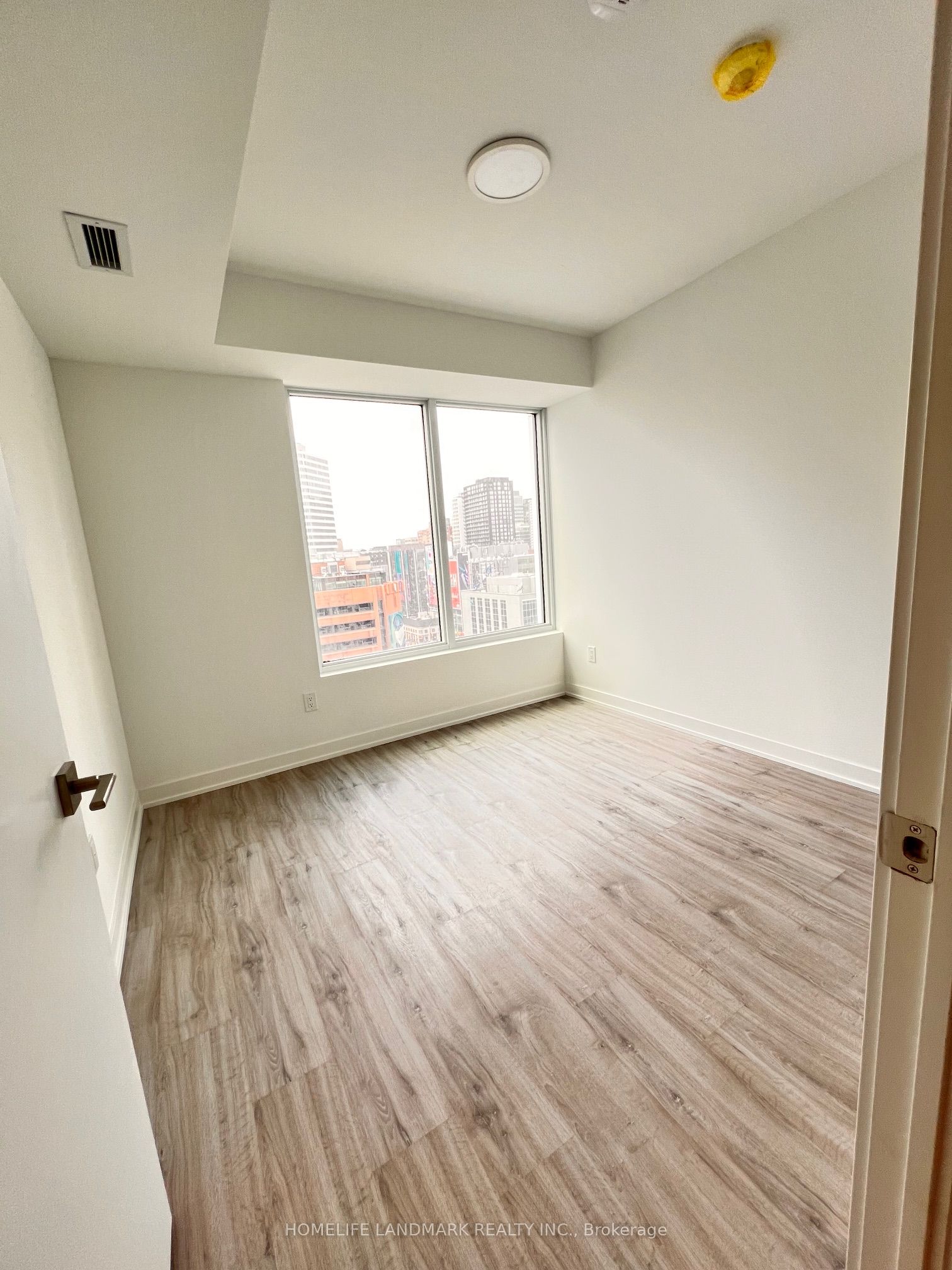 Additional image 3 of 2016-252 Church Street, Toronto, ON, M5B 0E6