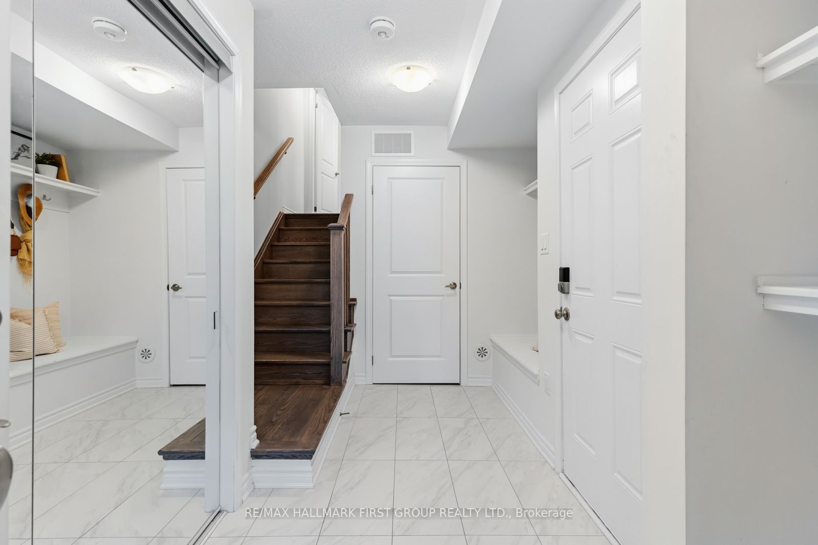 Additional image 3 of 3359 Thunderbird Promenade, Pickering, ON, L1X 0N1