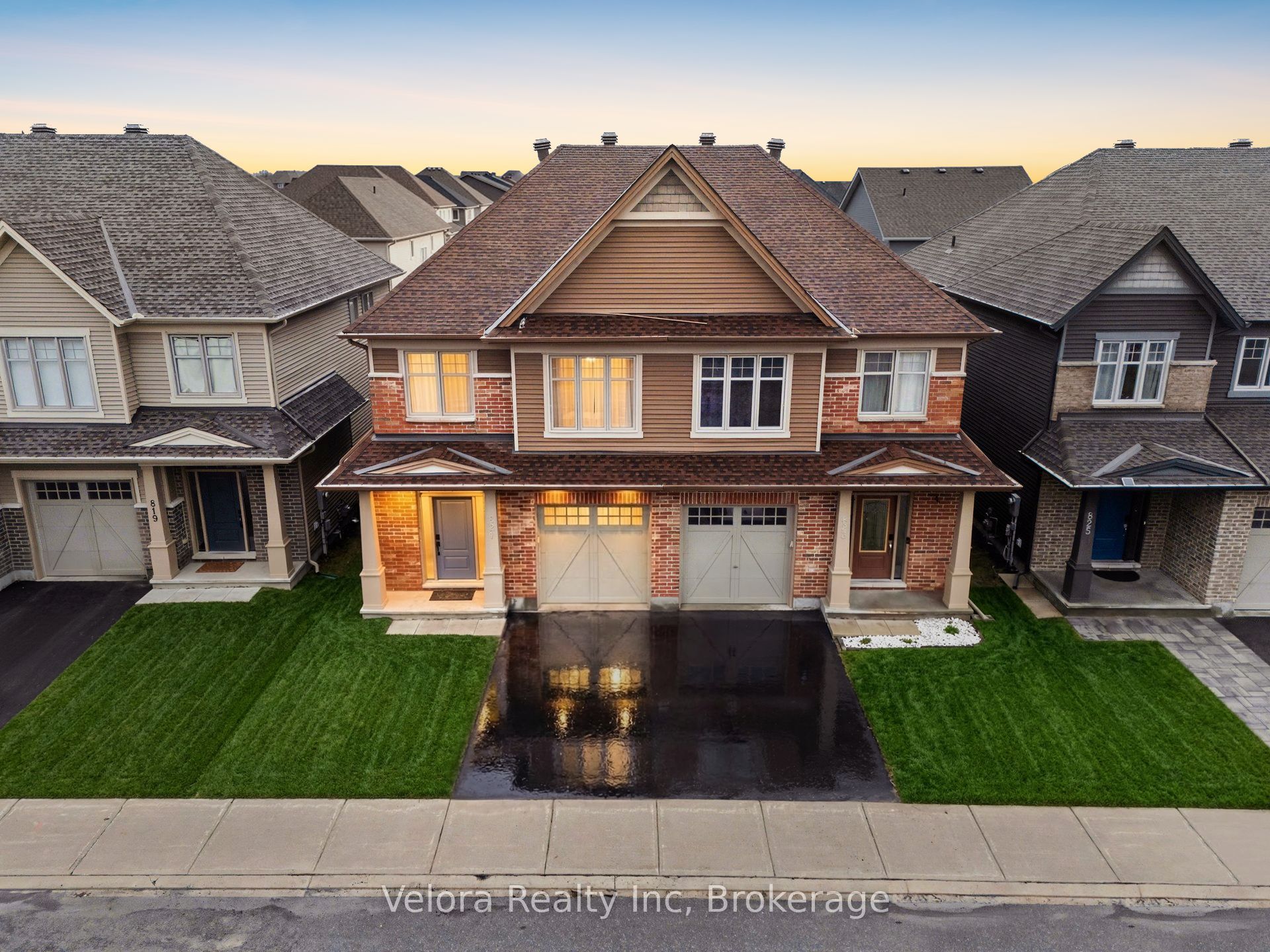 821 Indica Street, Ottawa, ON, K2S 2J8
