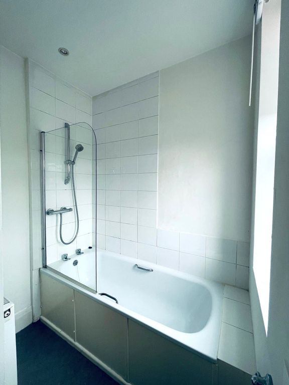 Additional image 4 of 2 bed flat to rentRugby House, Upper Chase Road, Malvern WR14