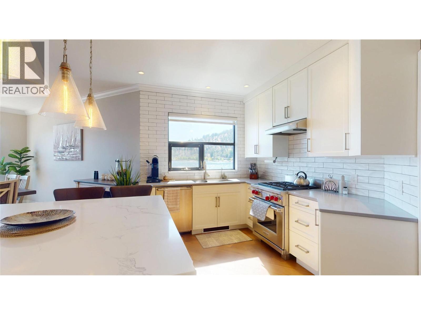 Additional image 6 of 305-4200 Beach Avenue, Peachland, BC, V0H1X6