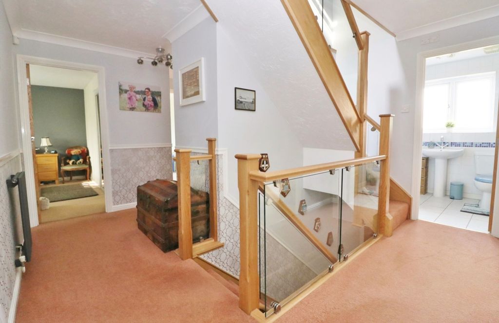 Additional image 21 of 6 bed detached house for saleBritannia Gardens, Hedge End SO30