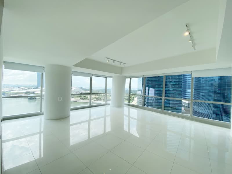 2 Marina Boulevard photo 2