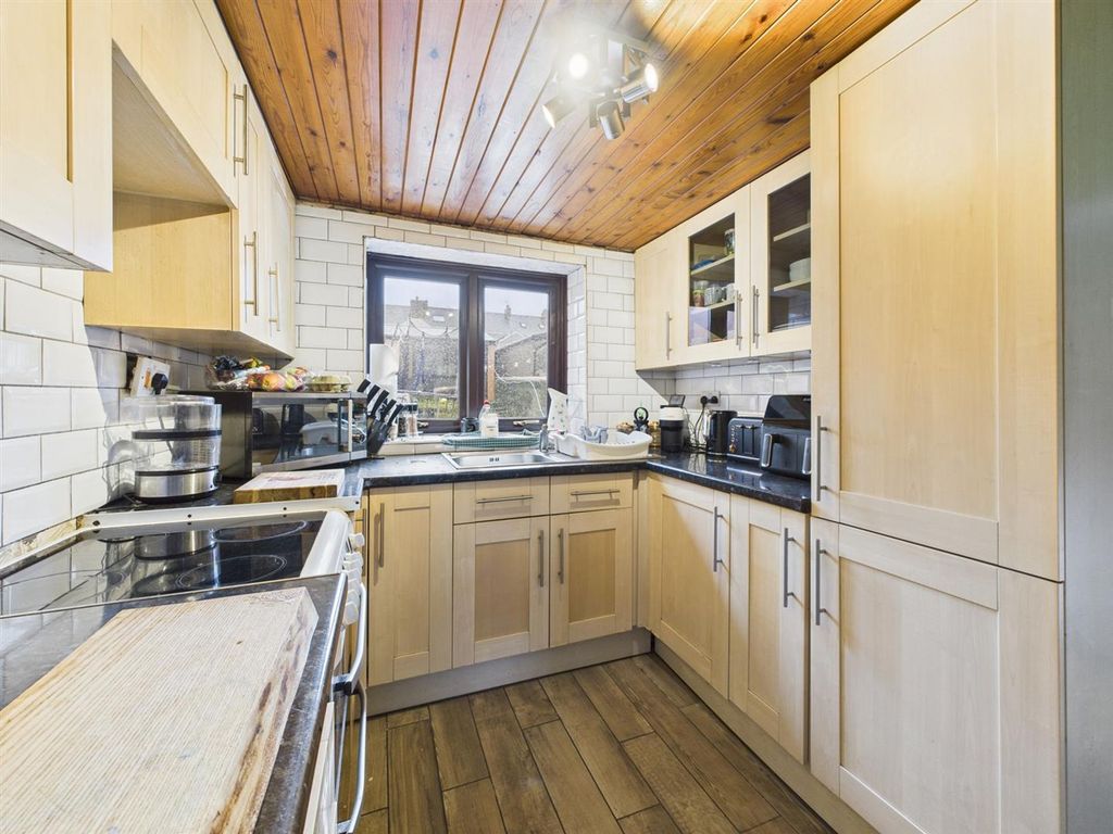 Additional image 6 of 3 bed terraced house for saleGeorge Street, Milford Haven SA73