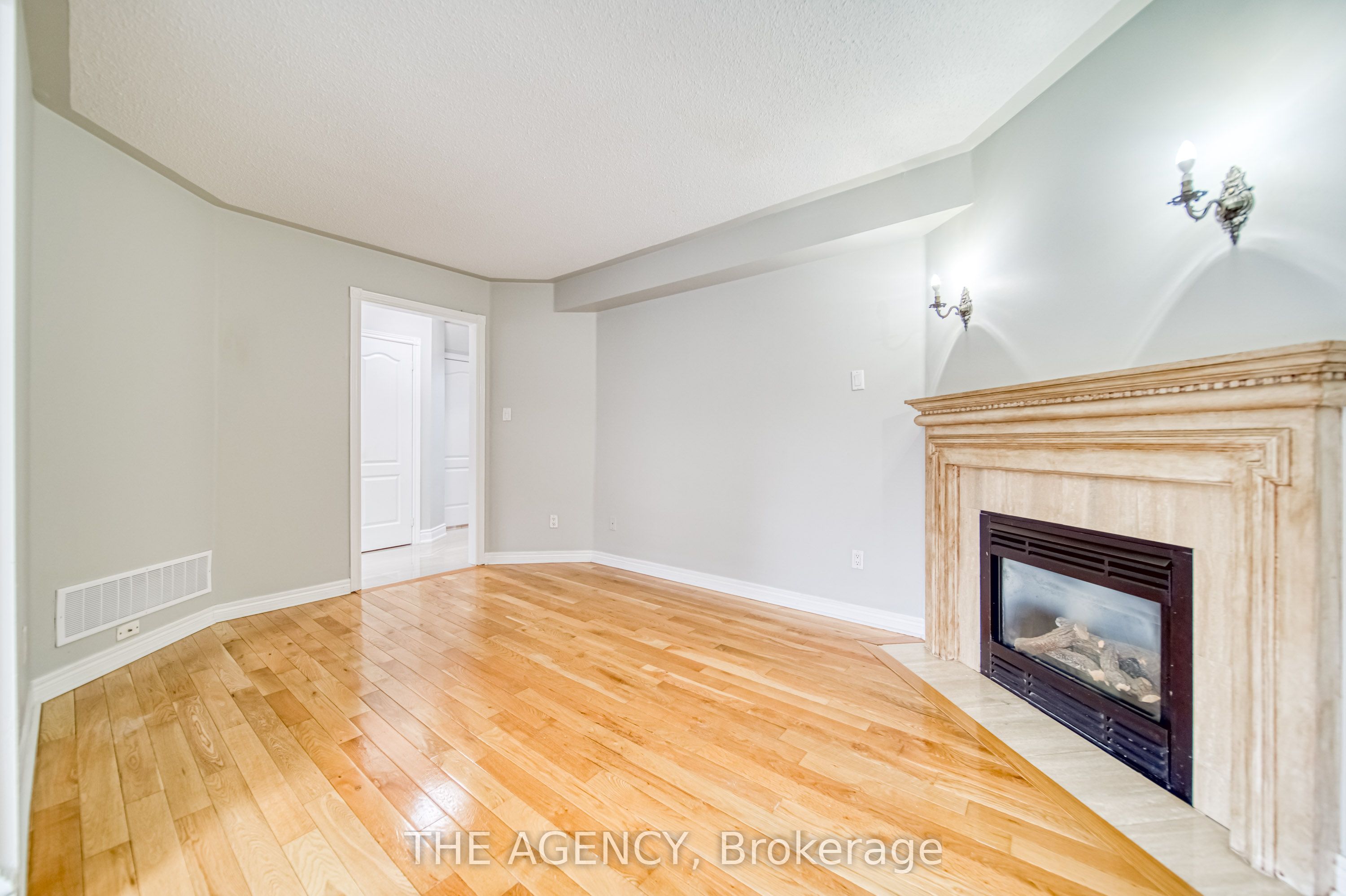 Additional image 6 of Main-48 Chiara Drive, Vaughan, ON, L6A 3K3