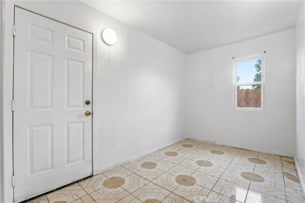 Additional image 49 of 9603 Holmes Avenue, Los Angeles, CA 90002
