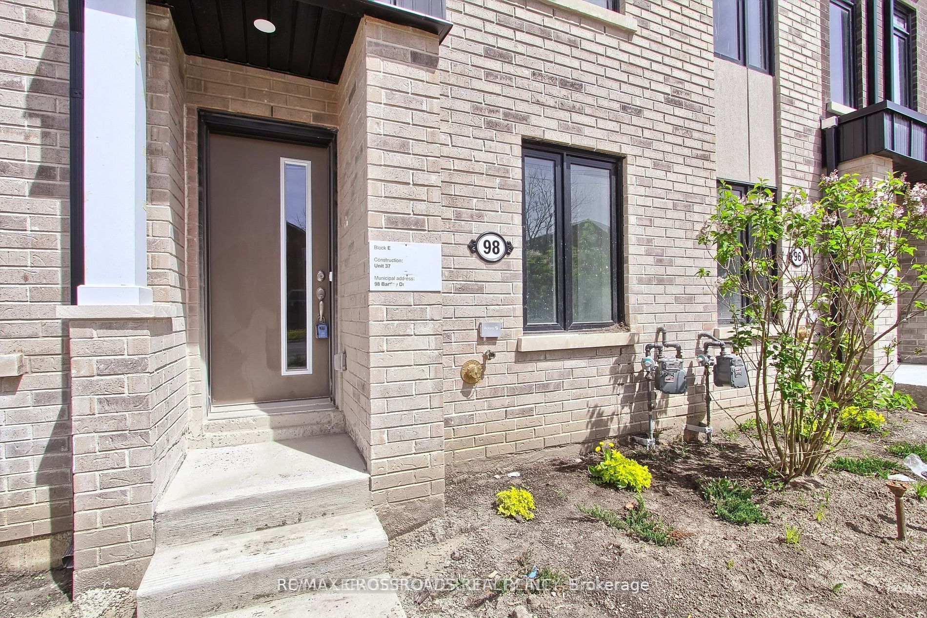 Additional image 3 of 98 Bartley Drive, Toronto, ON, M4A 0A9