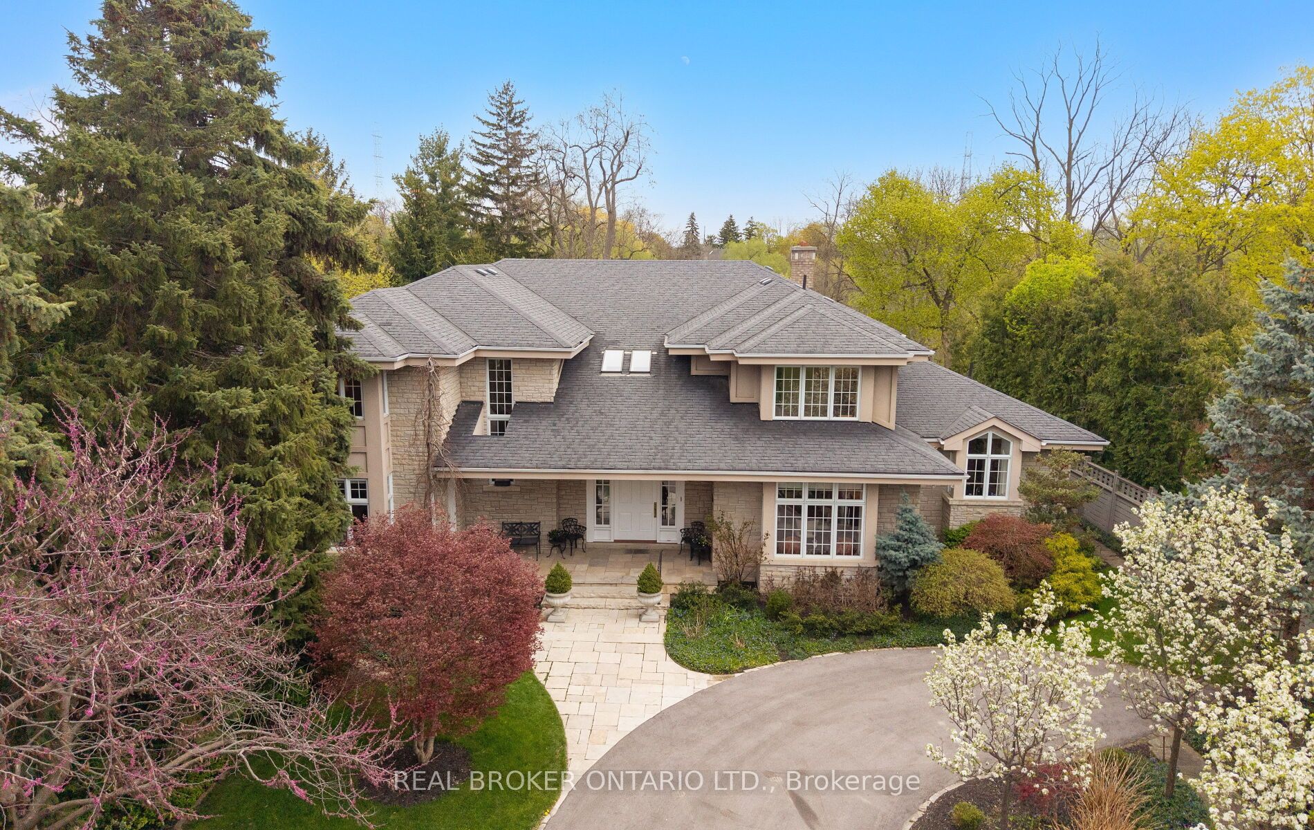 Additional image 2 of 37 Lorraine Gardens, Toronto, ON, M9B 4Z5