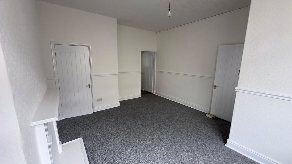 Additional image 2 of 2 bed terraced house to rentStephen Street, Hartlepool, Durham TS26