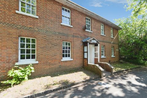 Mansbridge Road, Southampton, Hampshire SO18