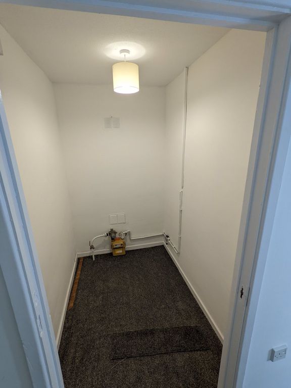 Additional image 3 of 1 bed flat to rentTwyn Teg, Neath SA10