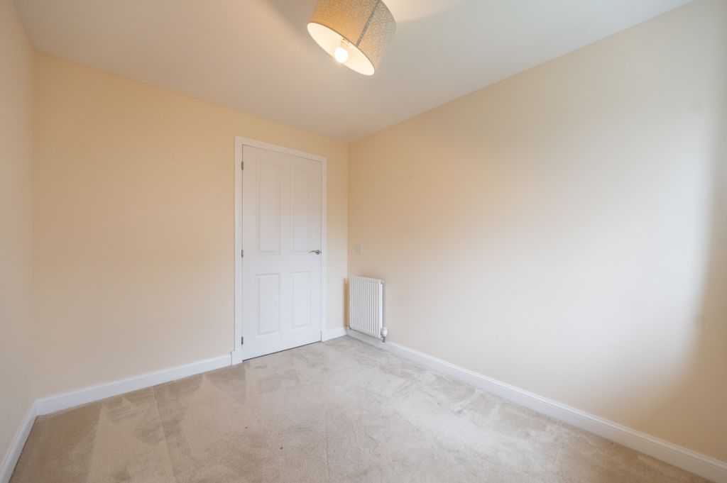 Additional image 12 of 3 bed semi-detached house to rentCorsehill Crescent, Hamilton, South Lanarkshire ML3