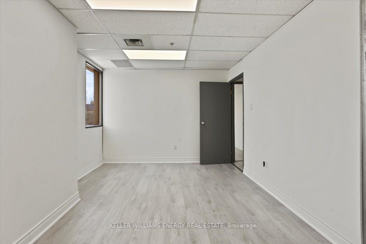 Additional image 3 of 5B-2 Brock Street W, Uxbridge, ON, L9P 1P2
