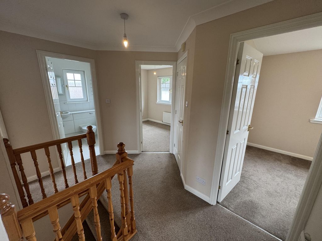 Additional image 25 of 4 bed detached house to rent52 St. Martin Crescent, Dundee DD3