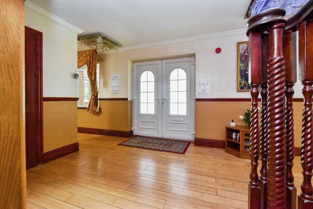Additional image 10 of 6 bed property to rentTabernacle Road, Ammanford SA18