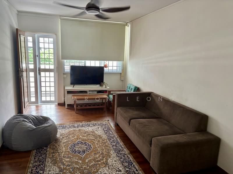 243 Serangoon Avenue 2