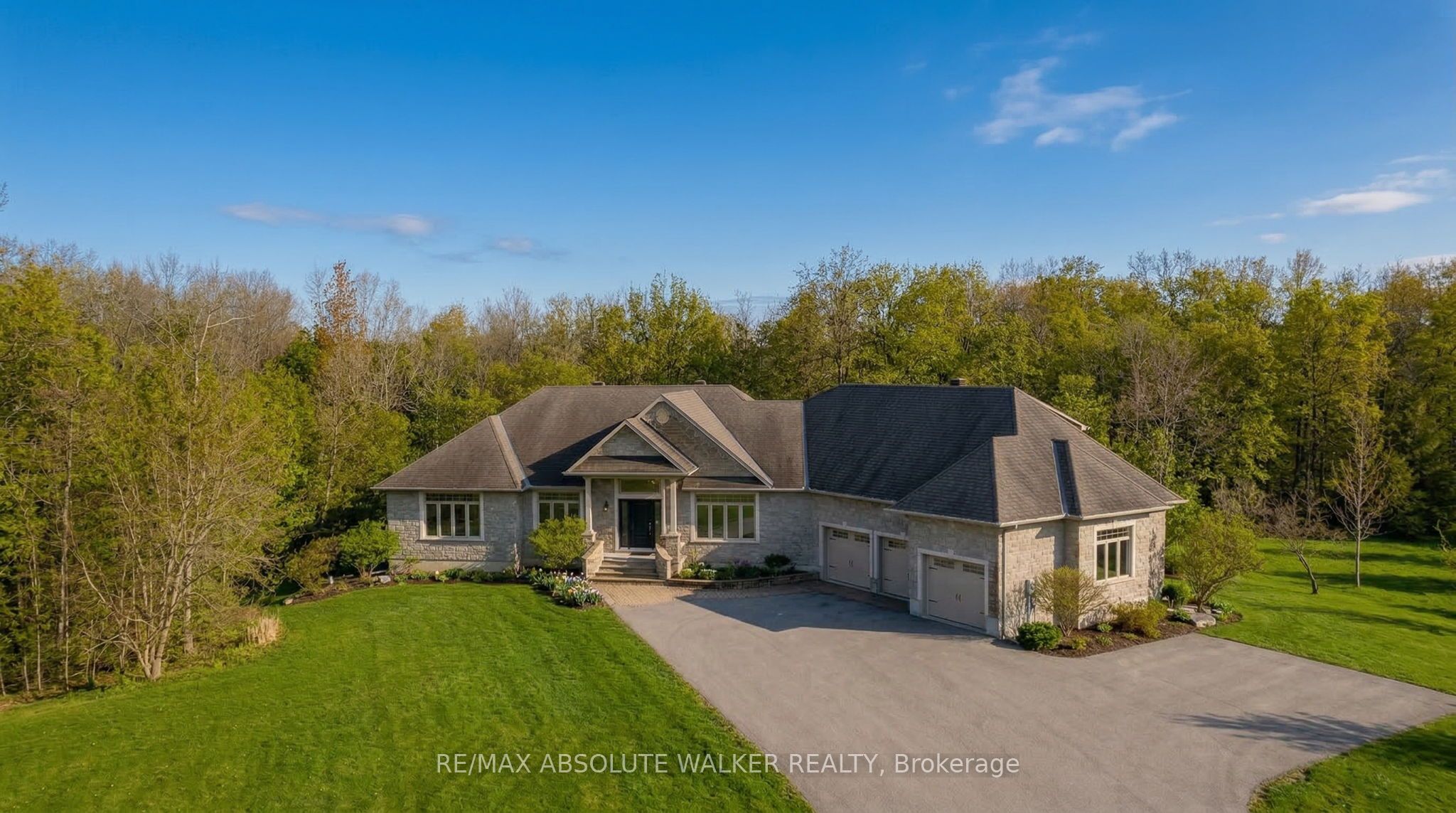 8134 Adam Baker Way, Ottawa, ON, K0A 2P0