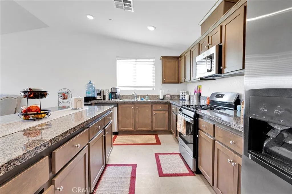 Additional image 6 of 11412 Charlotte St, Adelanto, CA 92301