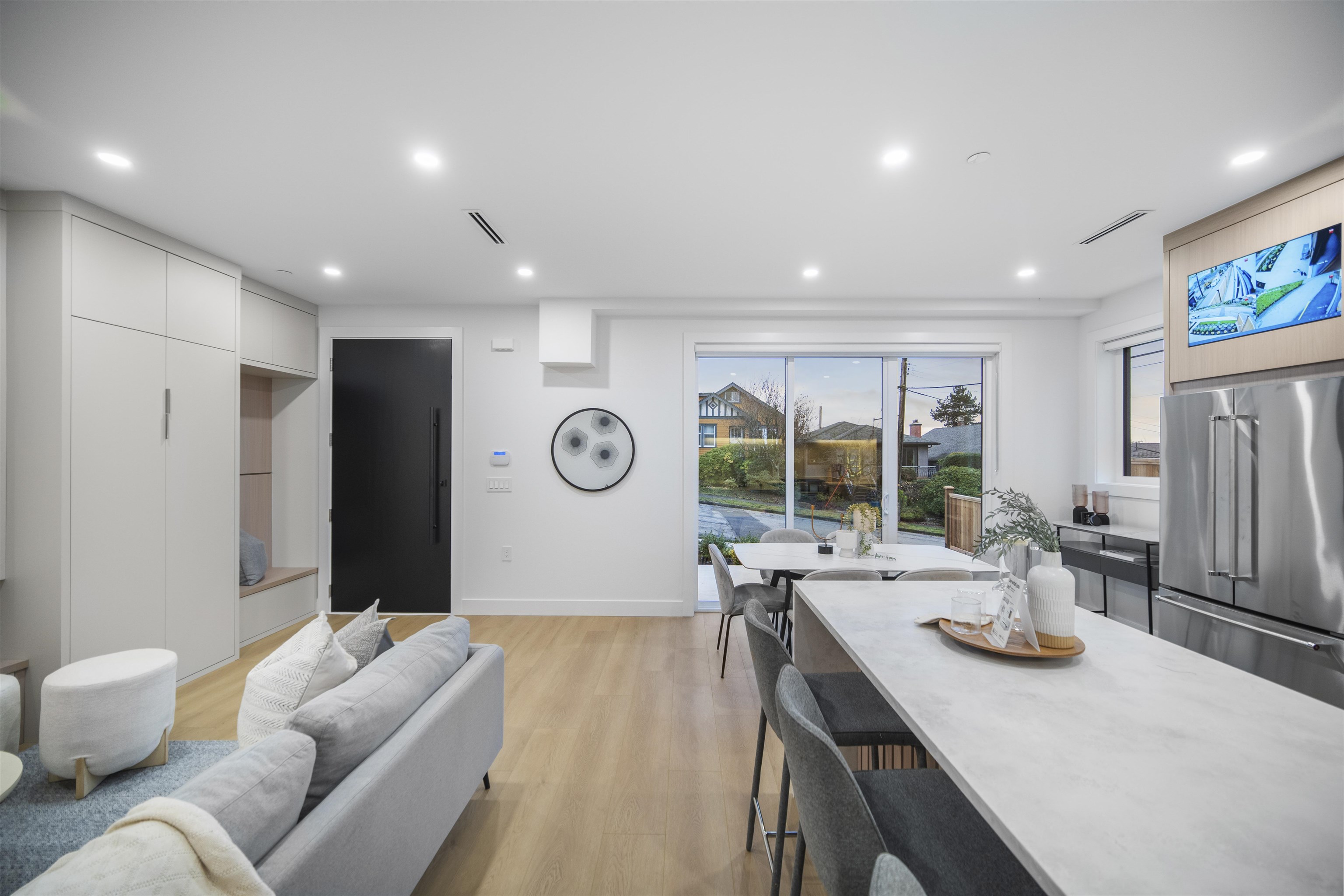 Additional image 5 of 1-3623 Triumph Street, Vancouver, BC, V5K 1V4